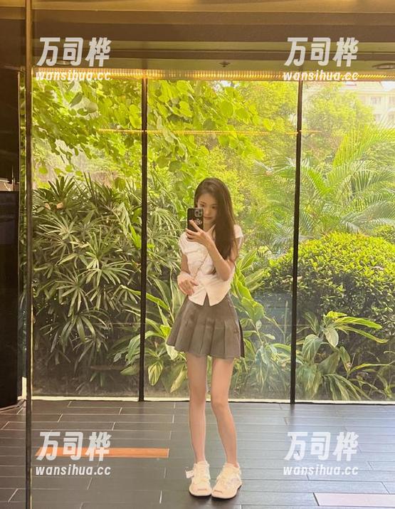 吃瓜不打烊，166黑料网站让我知道瓜的魅力！