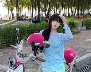 最新趣闻，www.17这个瓜堆还真是有点咸，就是不够甜嘛！