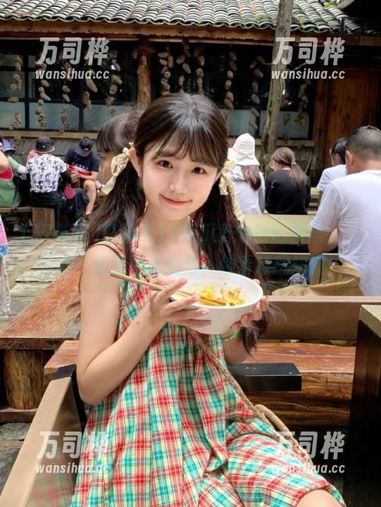 17吃瓜 在那个17吃瓜官网的链接里,‘八卦’真是个无底洞,越看越想知道!