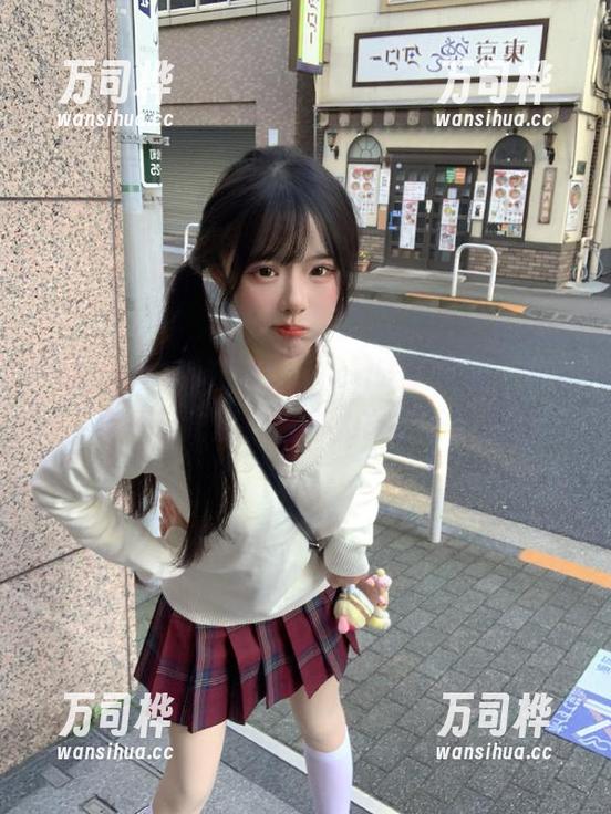 51cg吃瓜 啊哈!51cg吃瓜导航:跟随我一起吃瓜,总有人在疯狂汇总!
