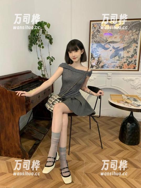 51吃瓜的全网发布，让我想起那些被藏起来的奇葩日常。
