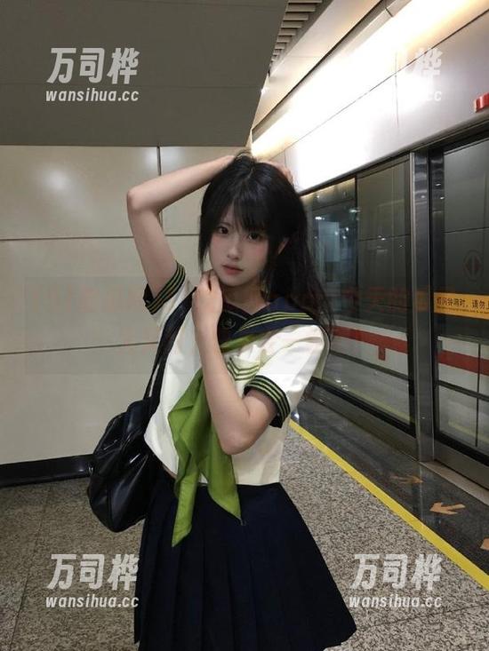51吃瓜网app：今天的瓜又大又甜，快来尝一尝吧！