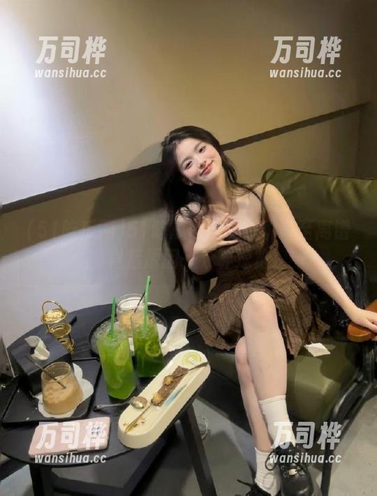 51吃瓜网的地址价高至离谱，背后原因一分钟速览！