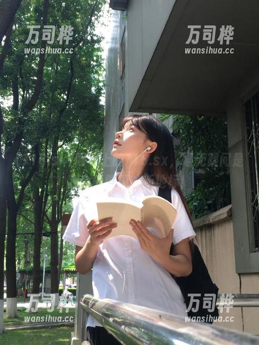 718.sx 网页上的718.sx,毫无疑问是我今日吃瓜的新地标!