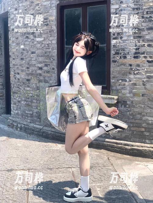 92吃瓜网发布：在线PK，谁的八卦故事让人忍俊不禁
