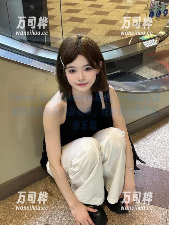 www.吃瓜 在www.吃瓜,一颗瓜子能聊没有尽头的八卦故事,真想永久收藏这份乐趣