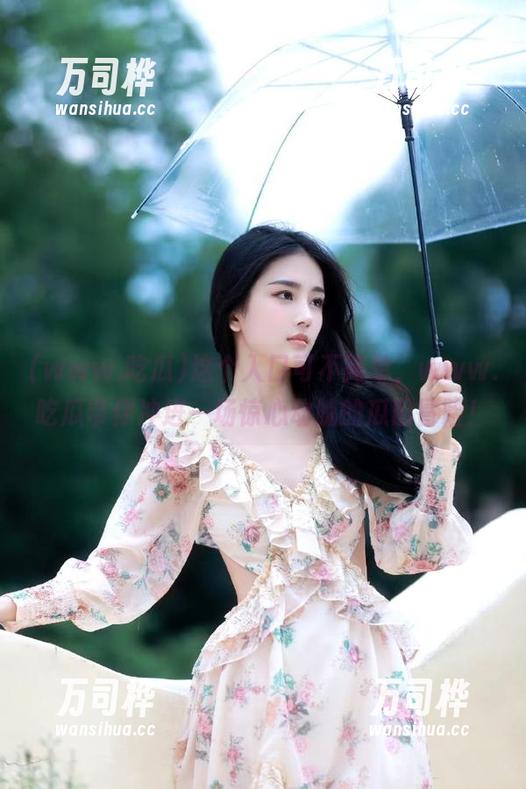 www.吃瓜 这个入口可不简单,www.吃瓜带你冲进一场惊心动魄的瓜田冒险!