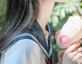 五一吃瓜苹果版：让你随时随地啃瓜，真是吃瓜神器！