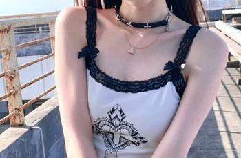 五一吃瓜网直达官方网站，你的吃瓜之旅从这里启程，准备好被猛男美女轰炸了吗？
