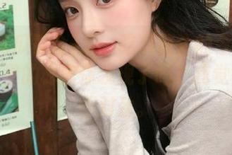 五一吃瓜群众的今日图片，链接里的秘密你发现了吗？我觉得有点不对劲。