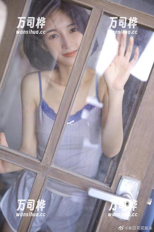 吃瓜网址里的黑瓜故事：观看这些瓜时，我感觉人生的苦恼都没了。