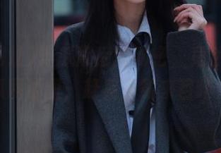 黑瓜背后的秘密，竟然藏在吃瓜网址里，赶紧下载来目睹！