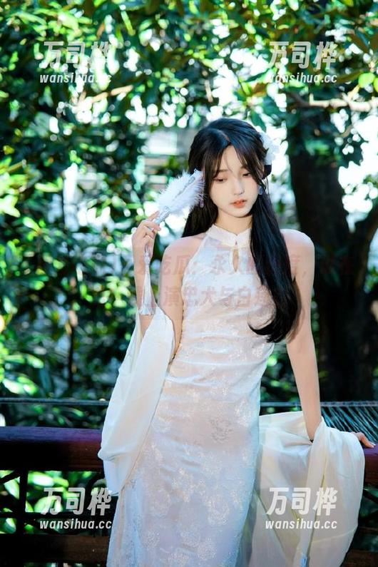 吾爱吃瓜：永久的热度，谁在第一线上演忠犬与白莲？