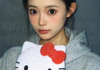 小小吃瓜车，开通“国产黑料”的秘密线路，真相广告马上就来！