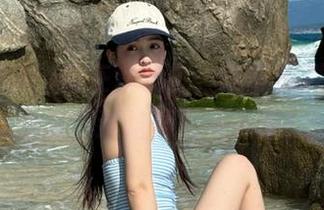 瘫在沙发上，扒哥黑料最新带我永不迷路再思考人生！