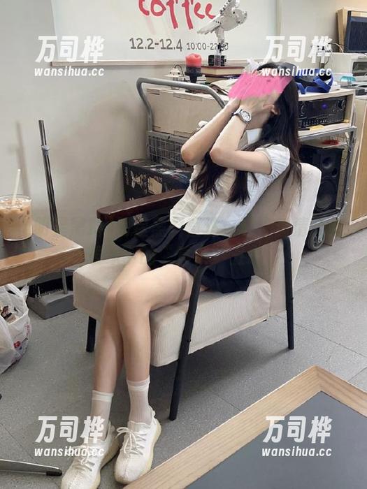 明星黑料 明星黑料直达:让你看清光鲜表象下的“真实”丑态。