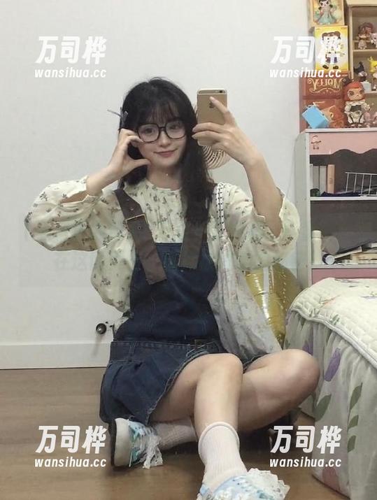 黑料正能量 “万篇长征黑料正能量”:在这网页上,看尽被埋藏的秘密!