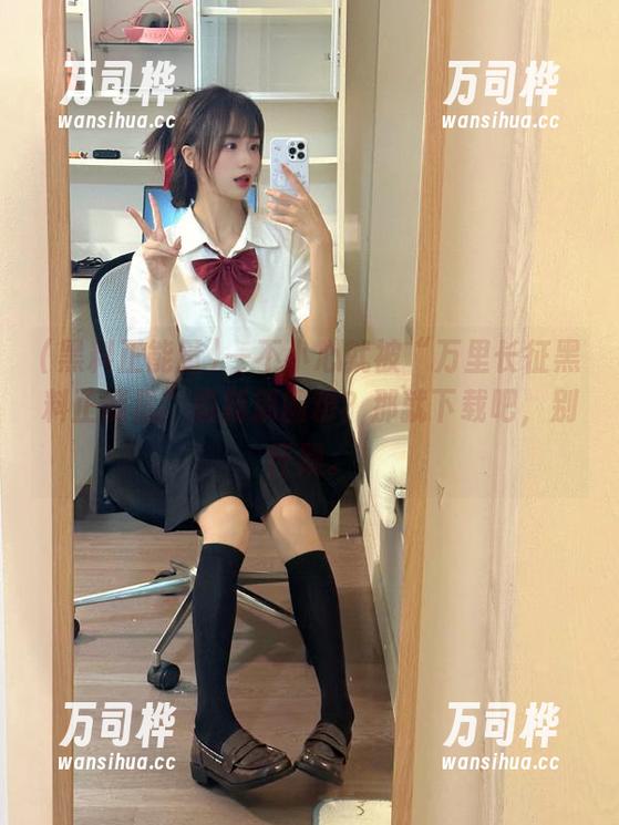 一不小心就被“万里长征黑料正能量”最新篇圈粉？那就下载吧，别怀疑。