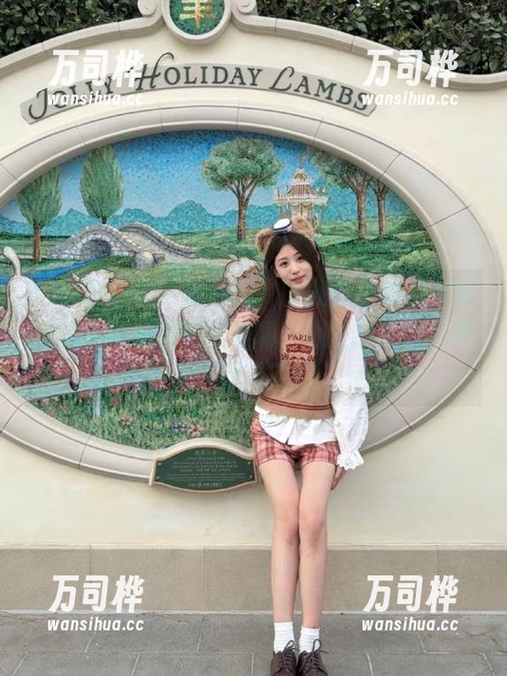 在“黑料网”上找到最新的八卦滋味，真是惊艳的黑啊，心里默念要不要看看？