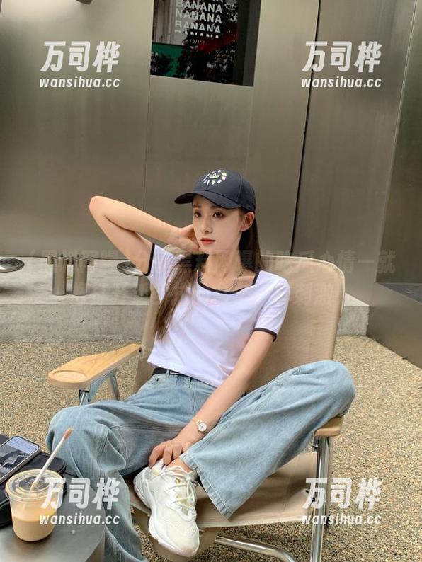 黑料网曝 分享黑料网曝的吃瓜心情—就像打开潘多拉的盒子一样刺激!